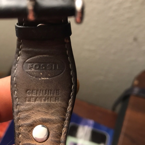 Watch - Picture 2 of 4